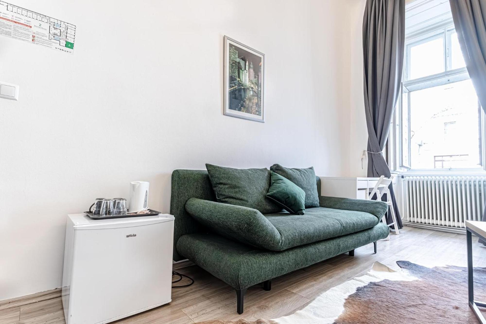 Modern Mariahilfer - Virtual Reception&self-checkin Hotel 2*